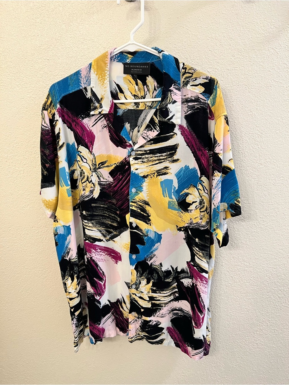 No Boundaries Hawaiian Sort Sleeve Shirt (2XL)